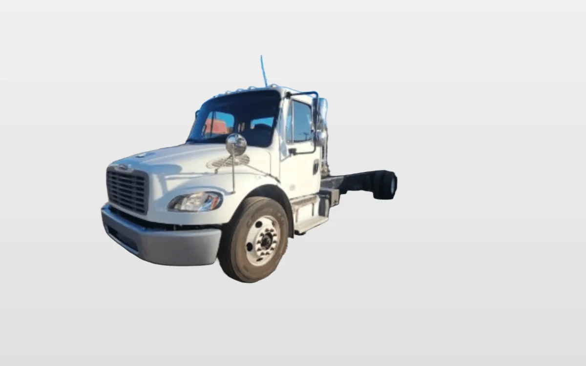 2019 Freightliner M2 106 - image 1