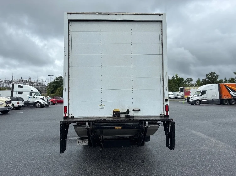 2021 Freightliner eM2 in Greenville, SC — photo 7