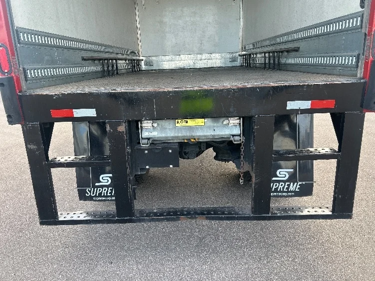 2021 Freightliner eM2 in Brooklyn Park, MN — photo 9