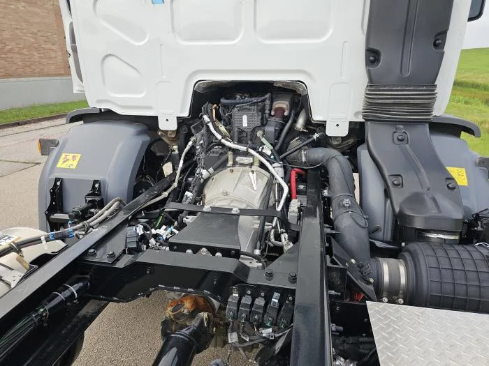 2025 Peterbilt 220EV in Dallas, TX — photo 20