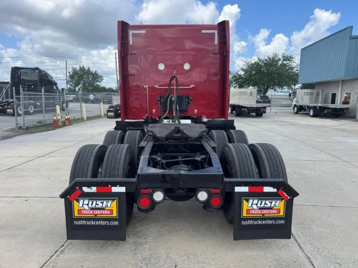 2022 Peterbilt 579 — photo 7