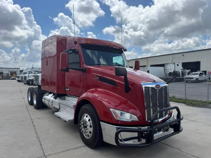 2022 Peterbilt 579 — photo 4