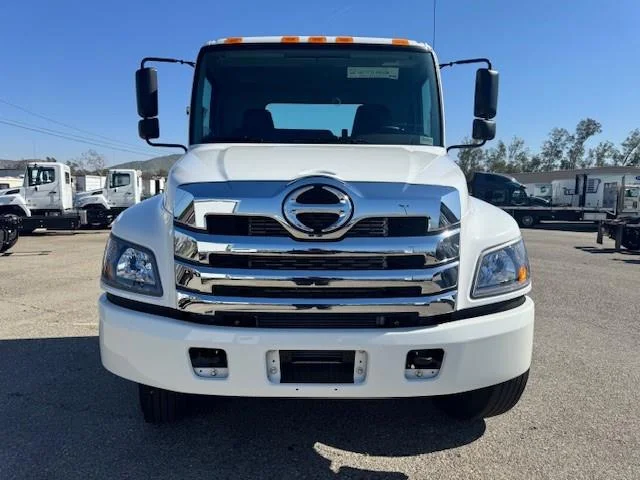 2026 Hino L7 - image 3