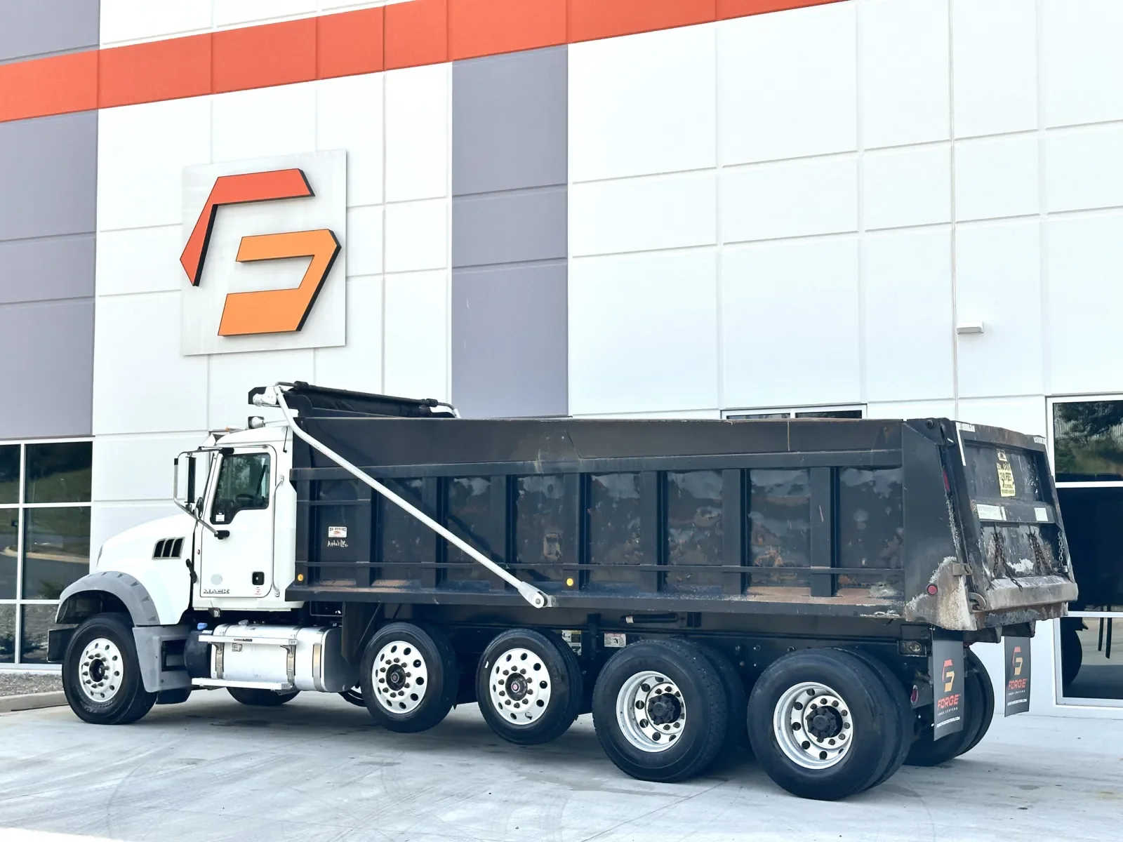 2014 Mack Granite in Greer, SC — photo 7