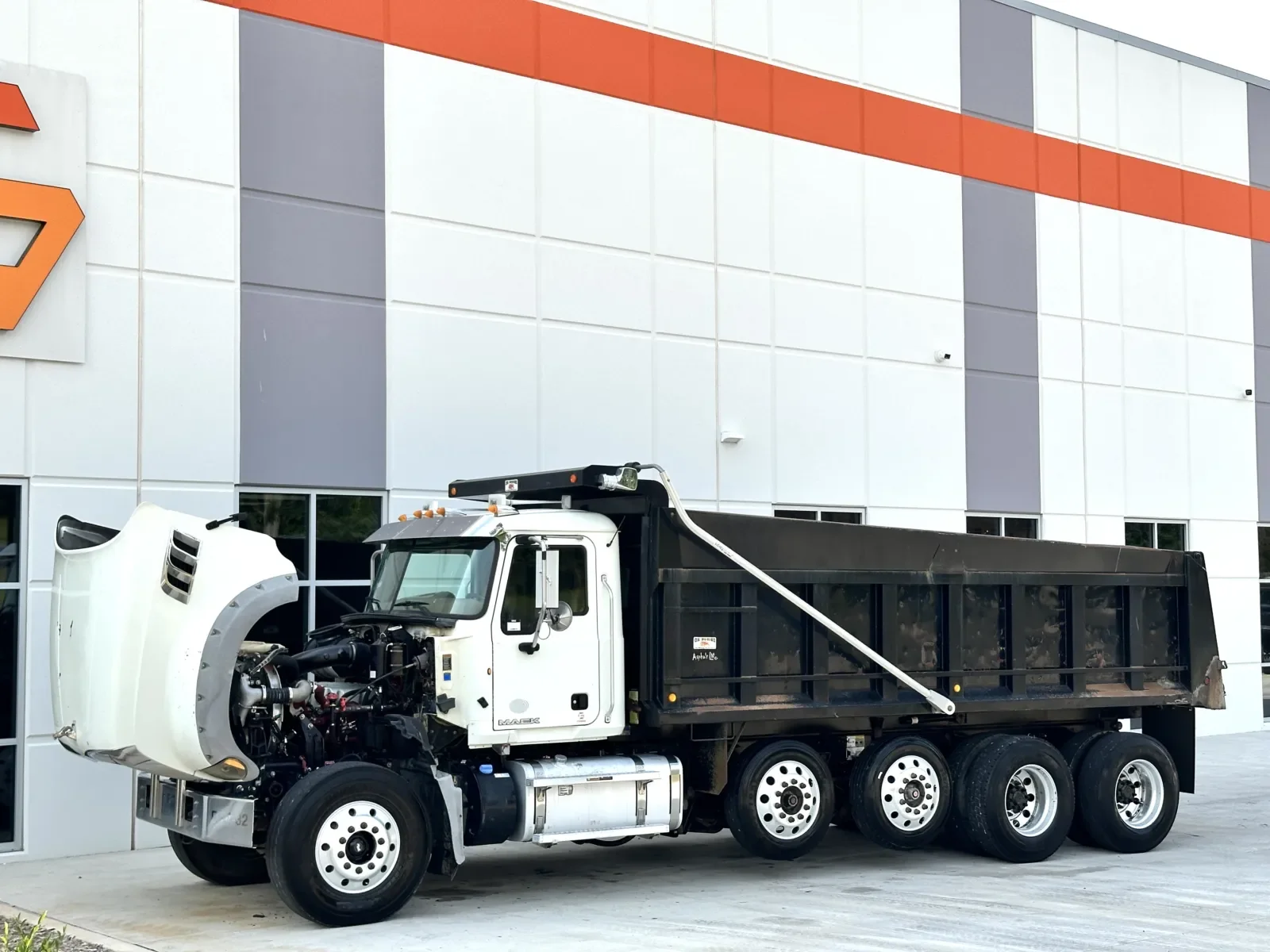 2014 Mack Granite in Greer, SC — photo 11