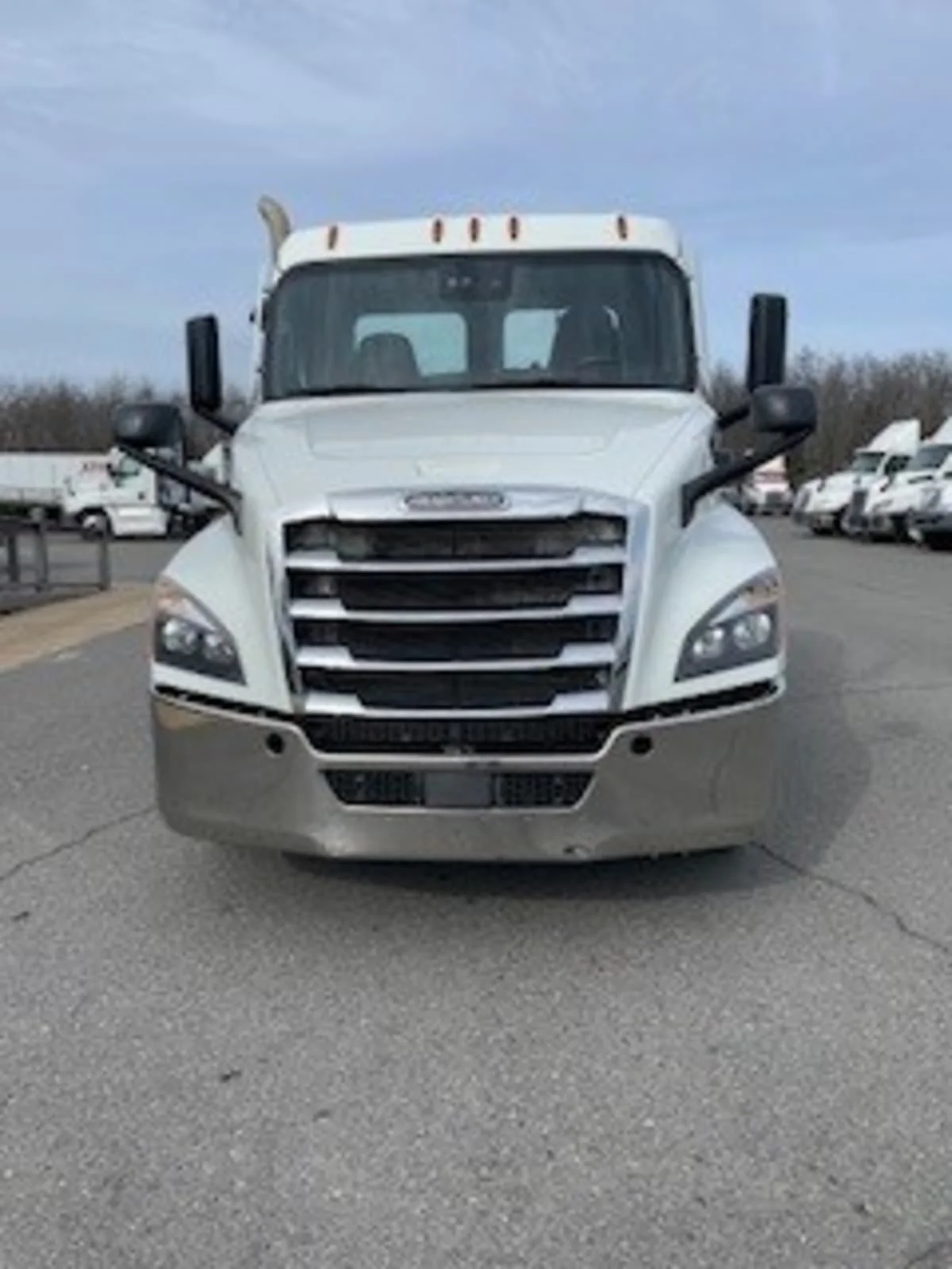 2021 Freightliner Cascadia in North Little Rock, AR — photo 2