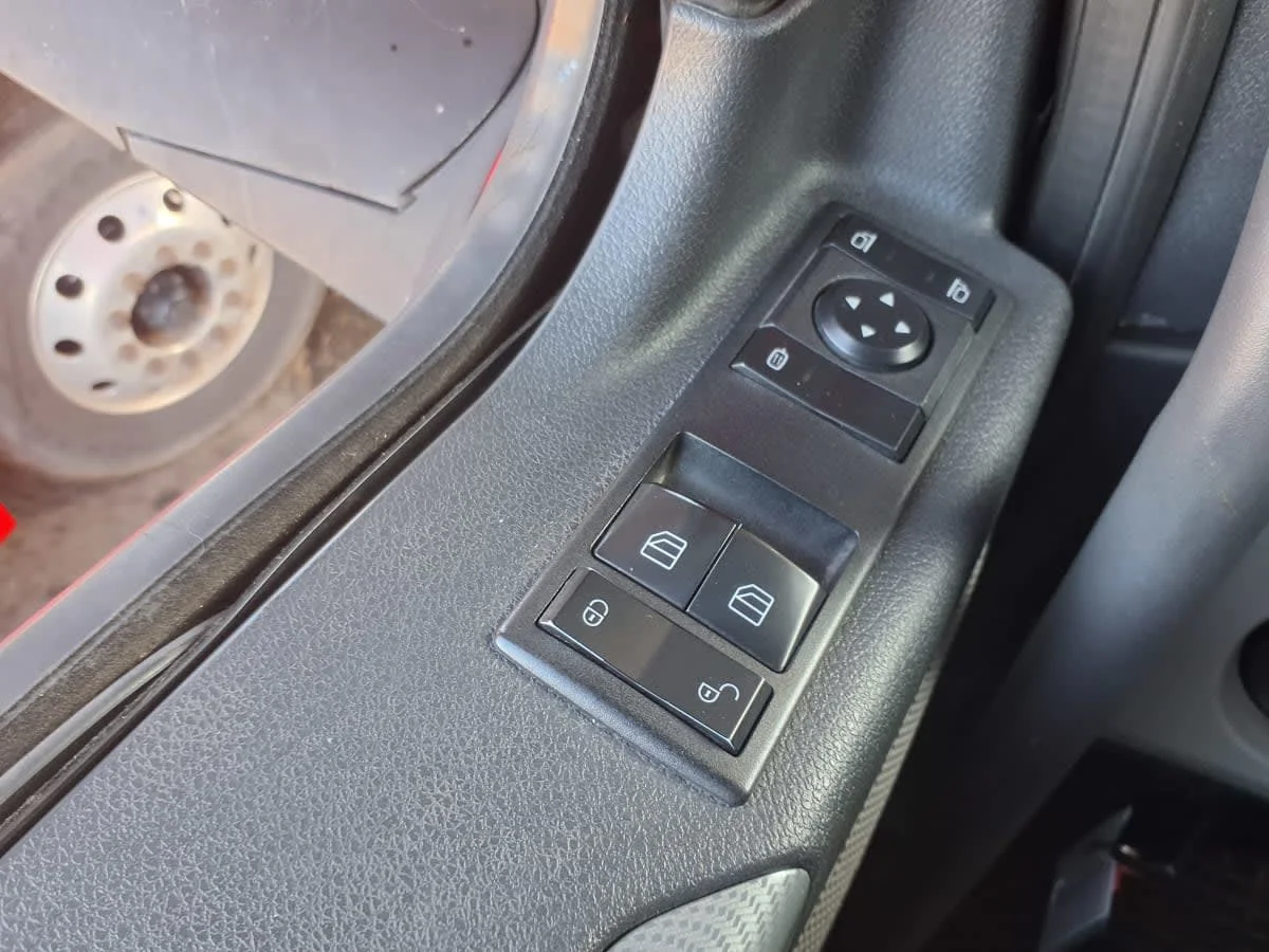 2020 Freightliner Cascadia in Hilliard, OH — photo 11