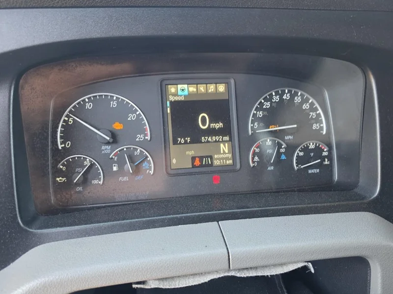 2019 Freightliner in French Camp, CA — photo 9