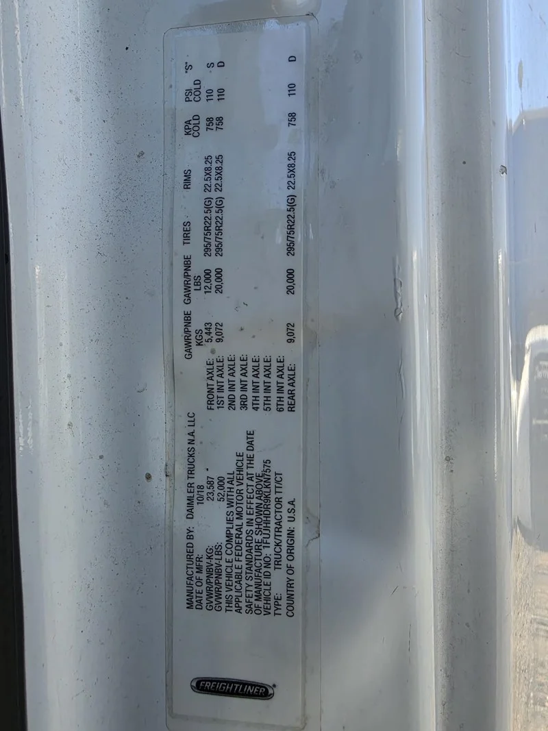 2019 Freightliner in French Camp, CA — photo 21