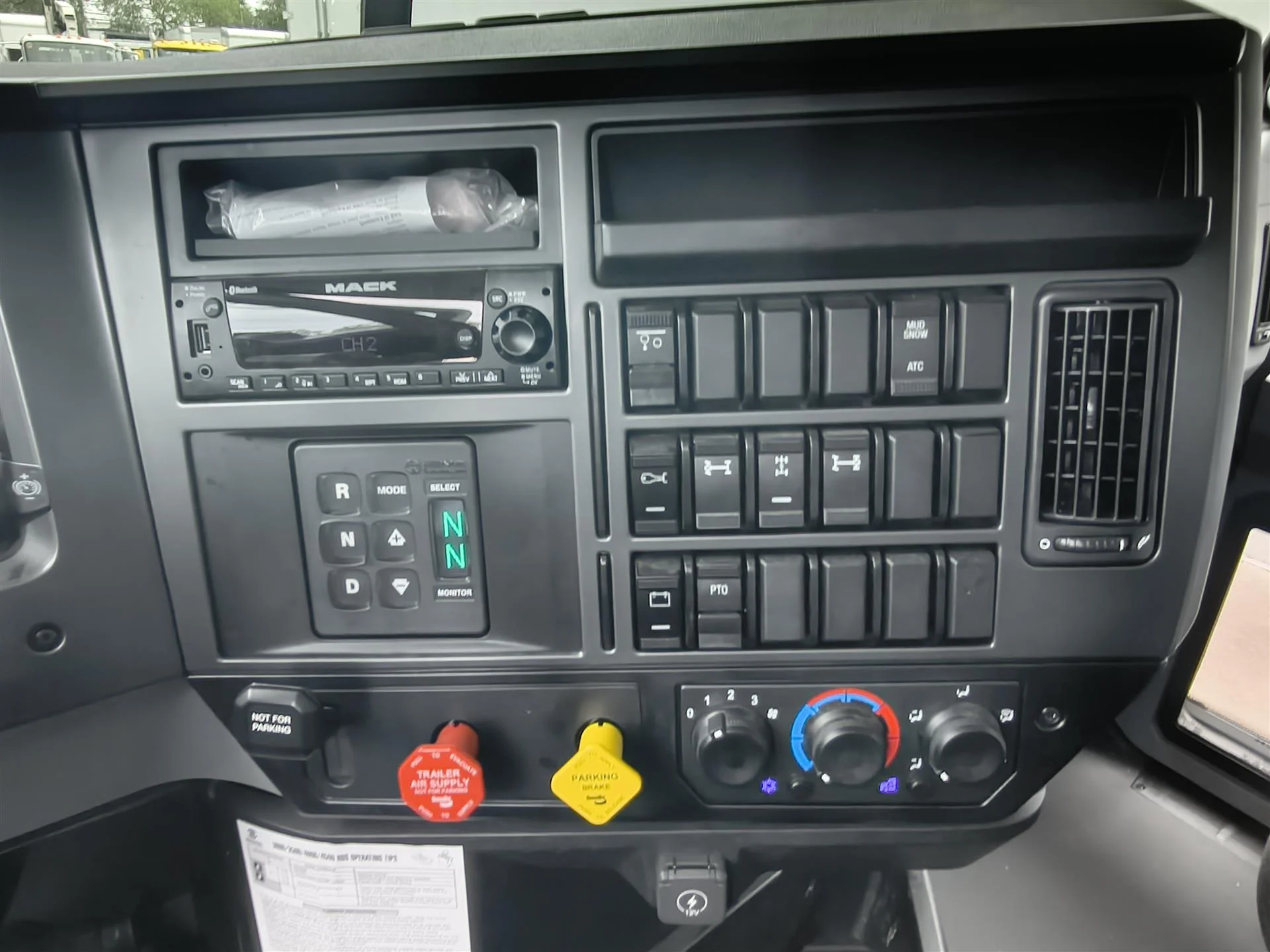 2026 Mack Granite in Fort Lauderdale, FL — photo 10