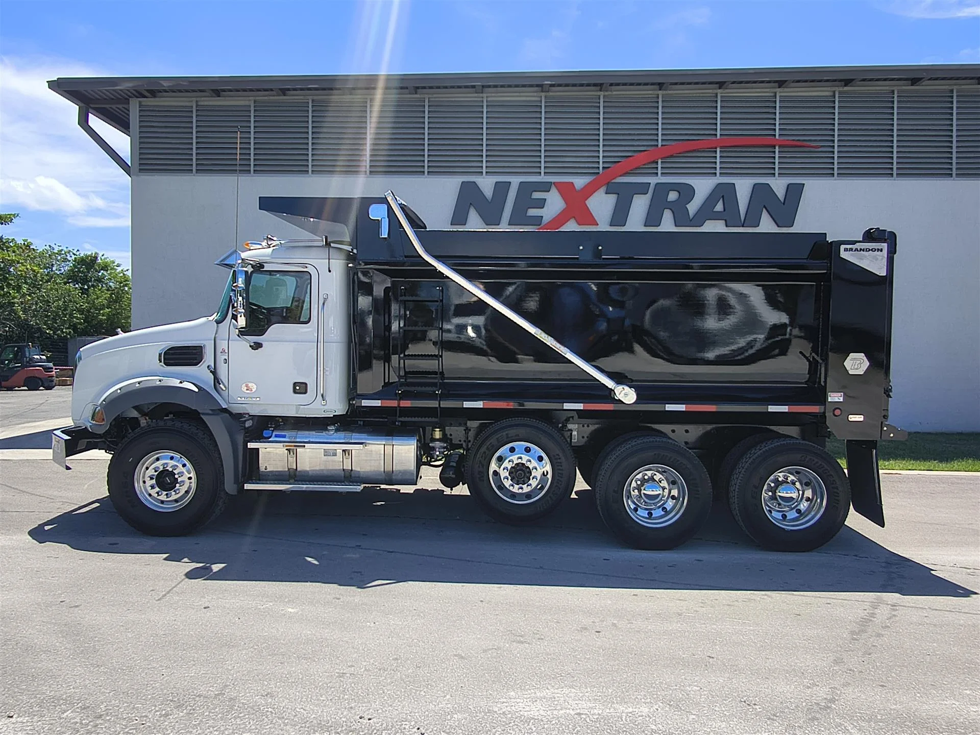 2026 Mack Granite in Fort Lauderdale, FL — photo 7