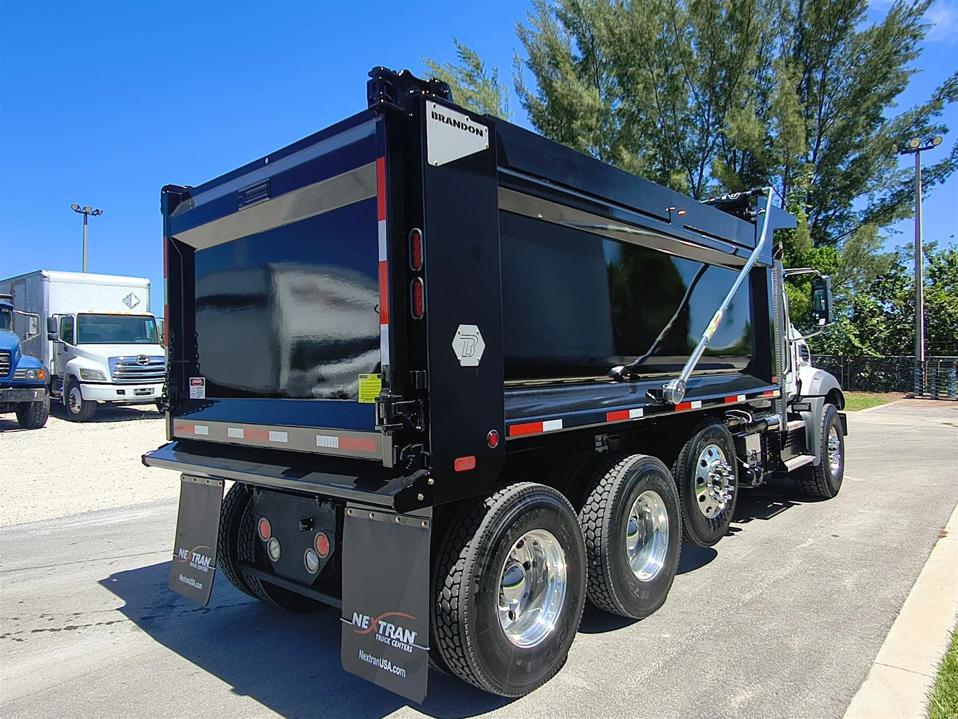 2026 Mack Granite in Fort Lauderdale, FL — photo 4