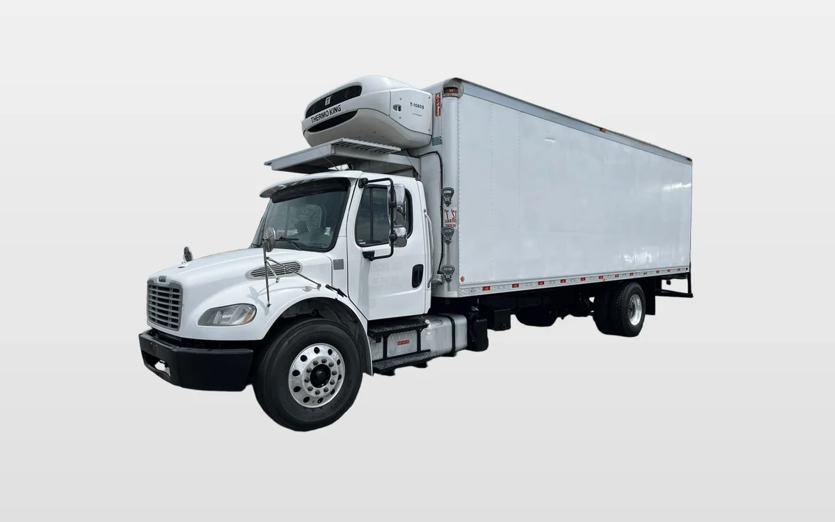 2017 Freightliner M2 106 - image 1