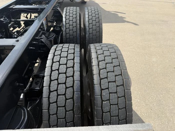 2020 Peterbilt 567 — photo 12