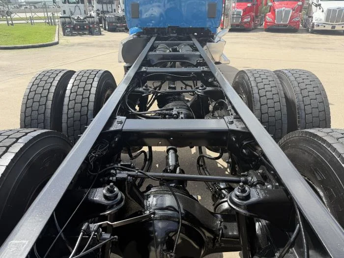 2020 Peterbilt 567 — photo 14