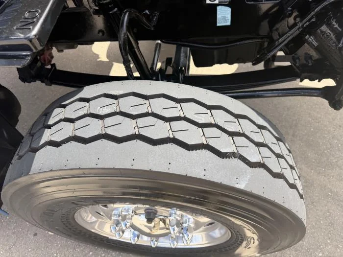 2020 Peterbilt 567 — photo 21