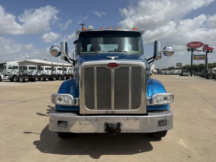 2020 Peterbilt 567 — photo 9