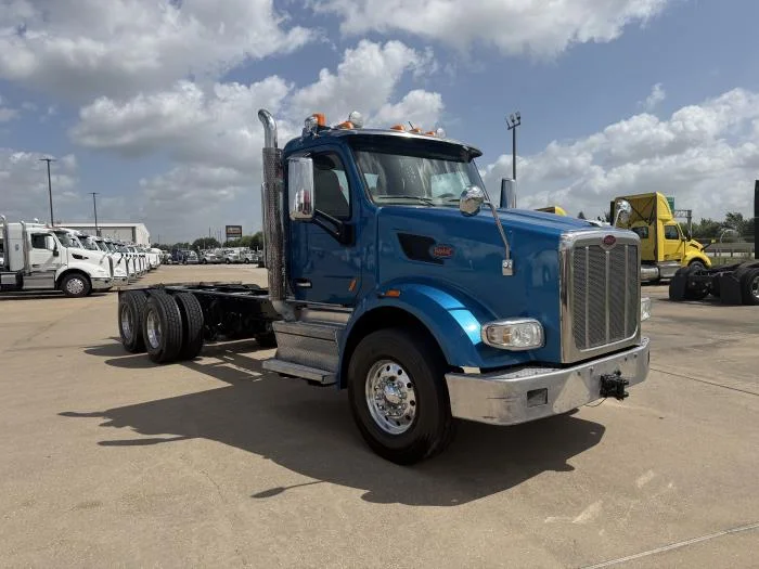 2020 Peterbilt 567 — photo 8