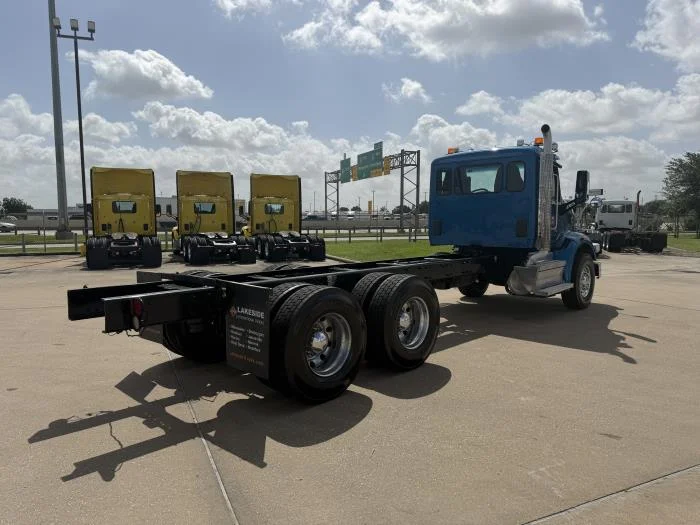 2020 Peterbilt 567 — photo 6
