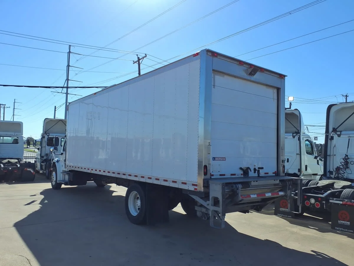 2018 Freightliner M2 106 in North Little Rock, AR — photo 6