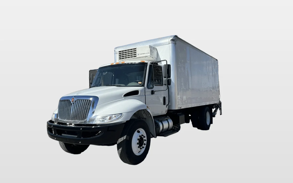 2019 International 4300 - image 1