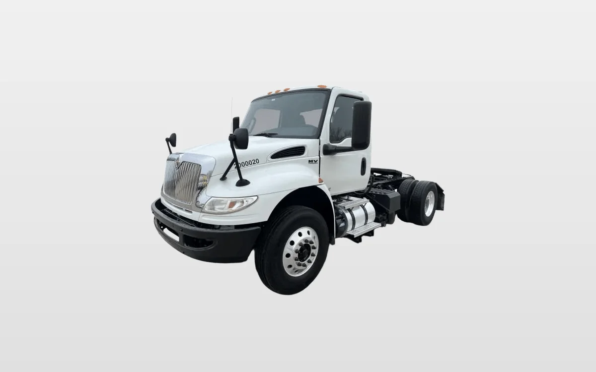 2020 International MV - image 1