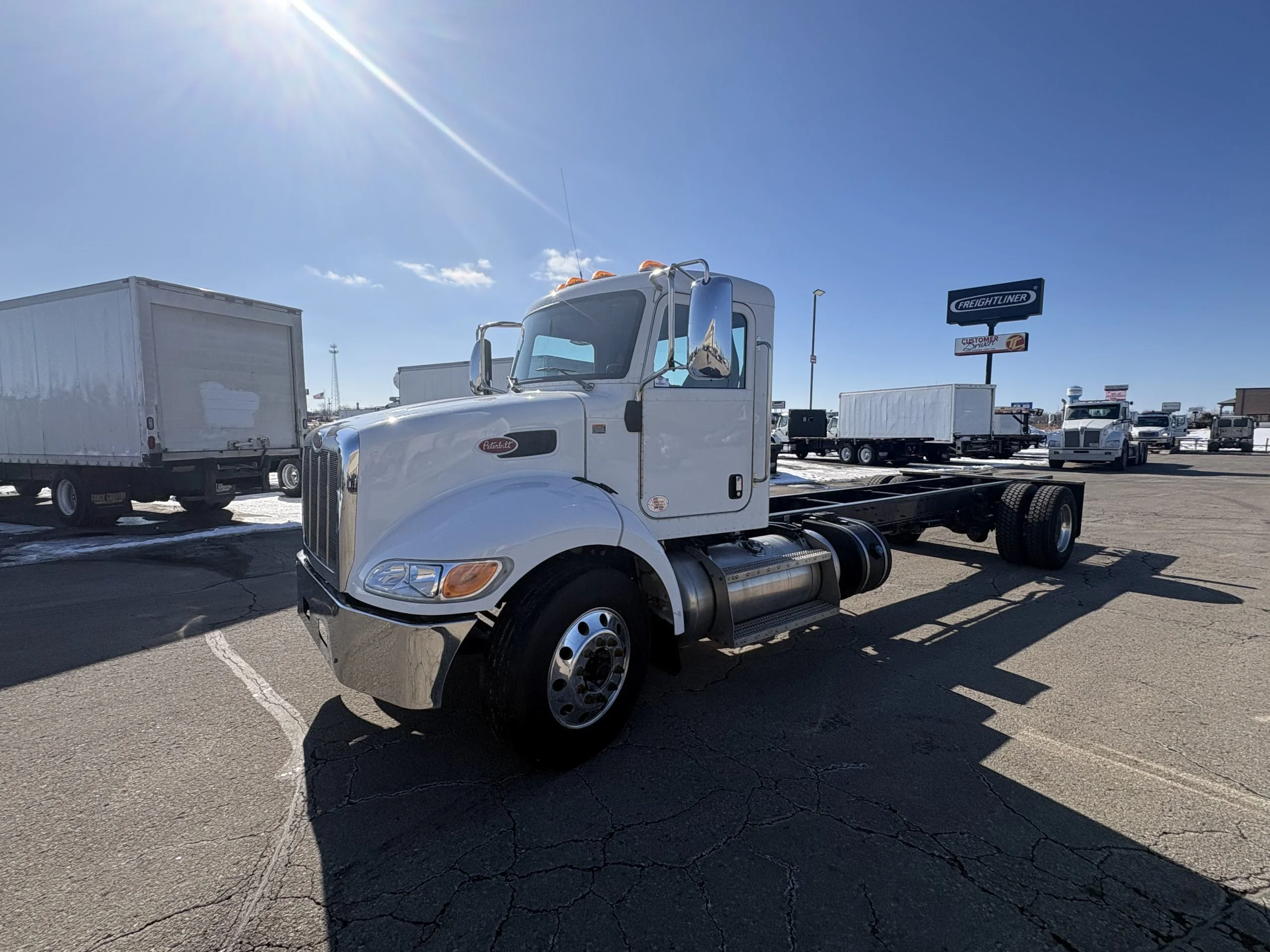 2021 Peterbilt 337 in Indianapolis, IN