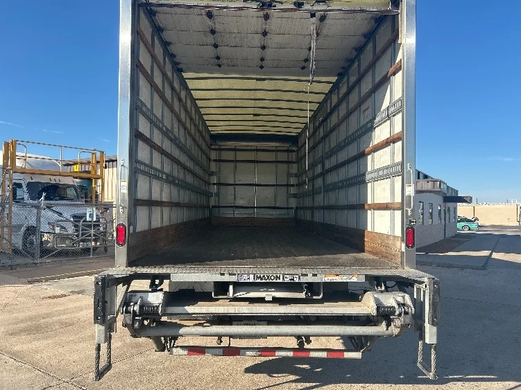 2022 Freightliner M2 106 in Tulsa, OK — photo 8