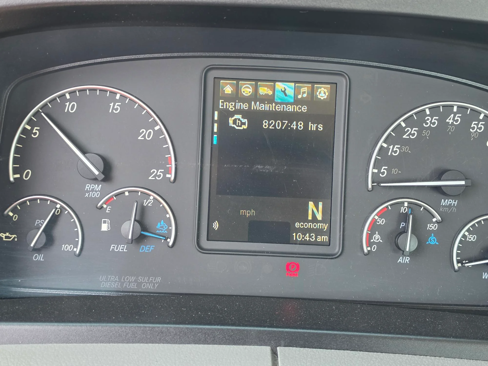 2022 Freightliner Cascadia in Fresno, CA — photo 8