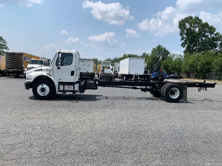 2015 Freightliner eM2 in Charlotte, NC — photo 4