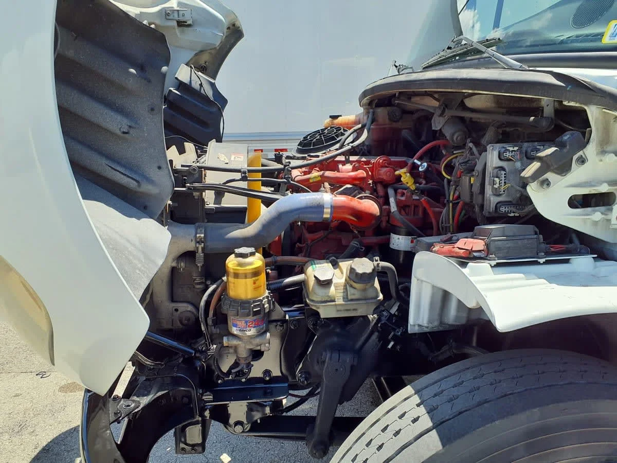 2019 Freightliner M2 106 in Davie, FL — photo 10