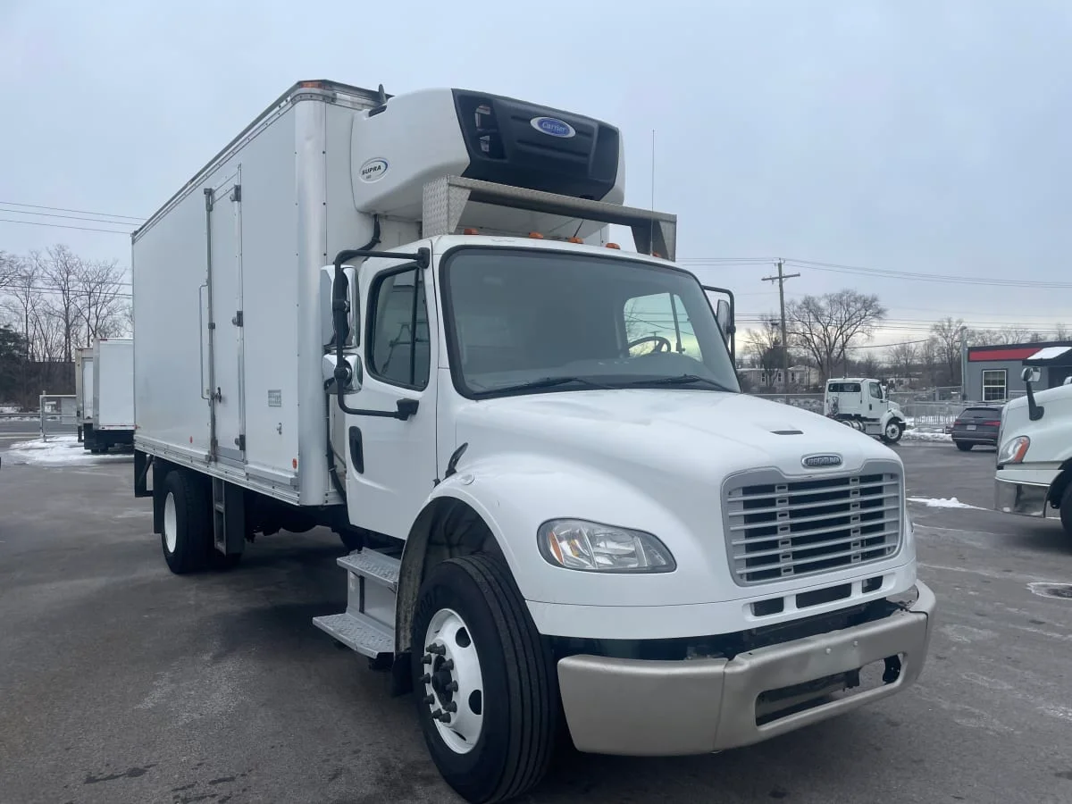 2018 Freightliner M2 106 in Beltsville, MD — photo 3