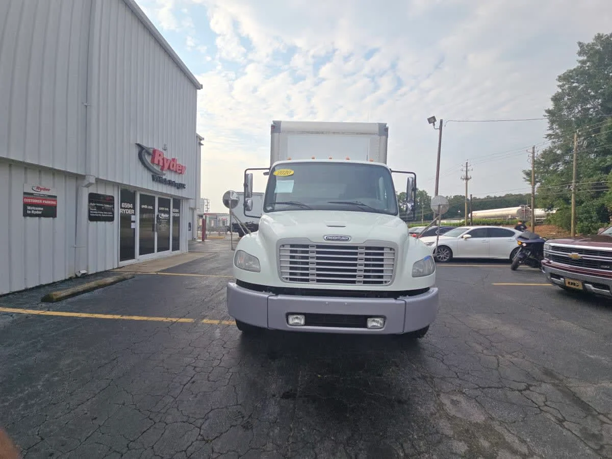 2020 Freightliner M2 106 in Doraville, GA — photo 2