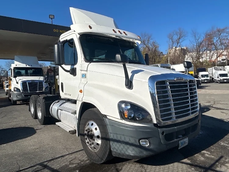 2018 Freightliner Cascadia in Capitol Heights, MD