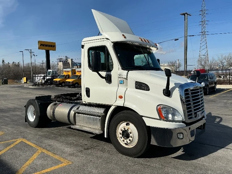 2019 Freightliner Cascadia in La Porte, IN