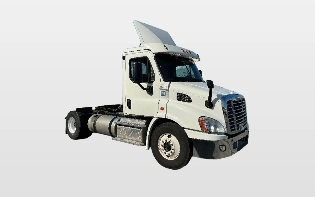 2019 Freightliner Cascadia - image 1