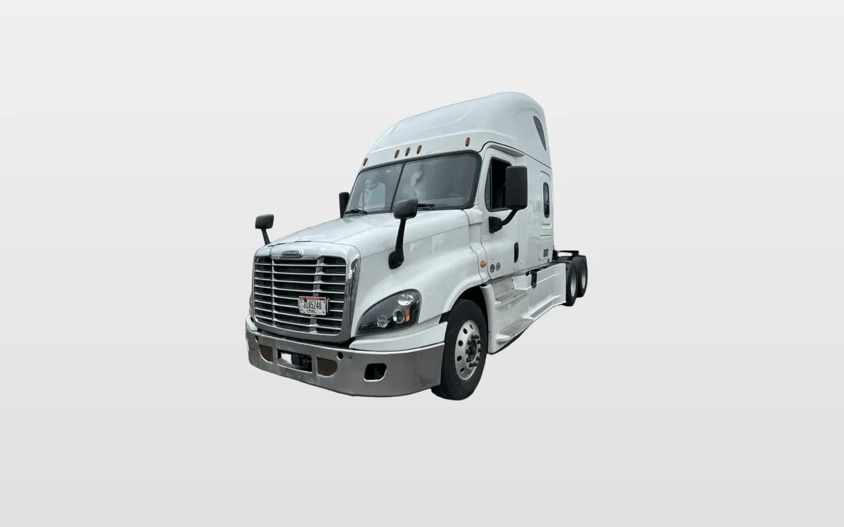 2019 Freightliner - image 1
