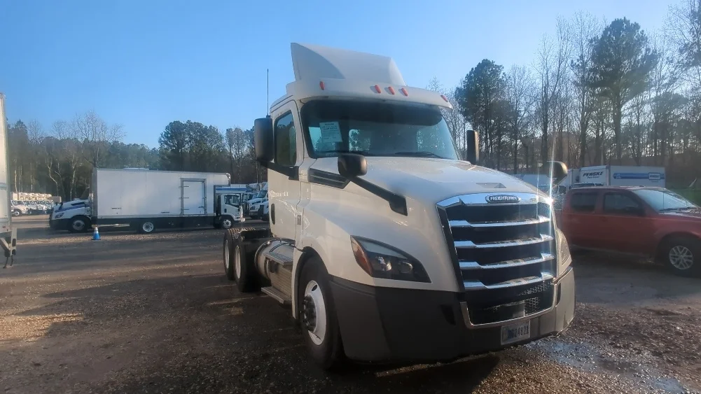 2019 Freightliner Cascadia in Suwanee, GA