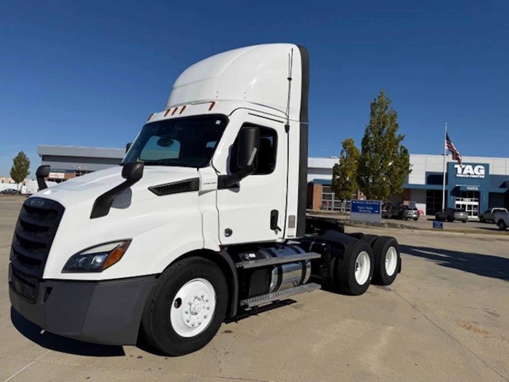 2022 Freightliner Cascadia in Memphis, TN