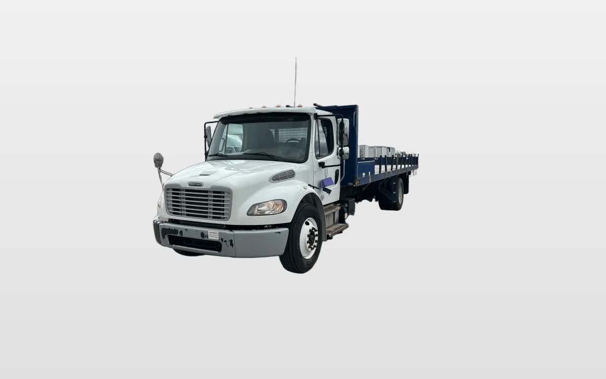 2015 Freightliner M2 106 - image 1