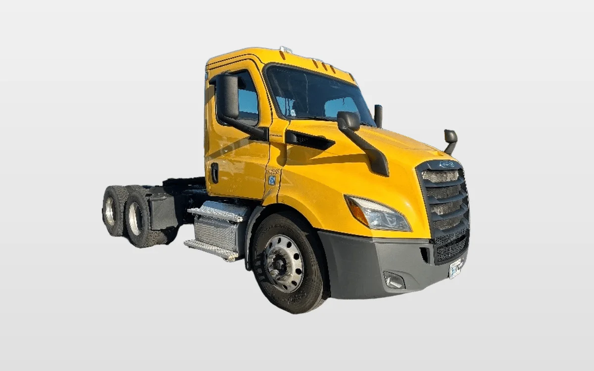 2019 Freightliner - image 1
