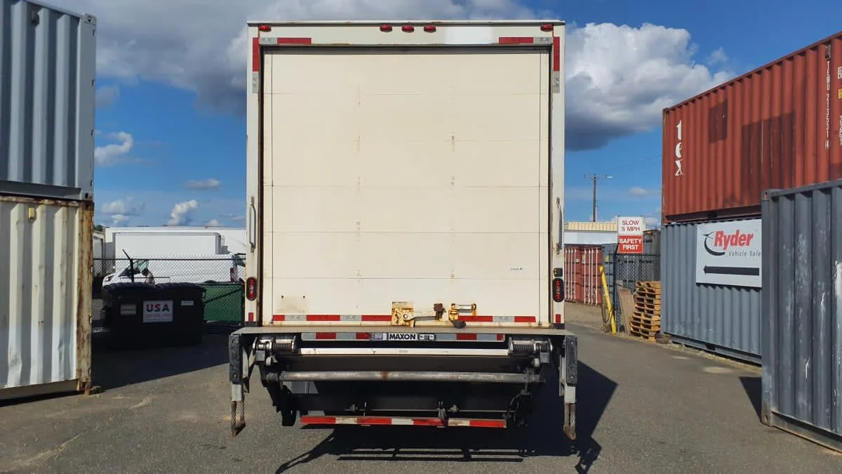 2019 Freightliner M2 106 in Springfield, MA — photo 5