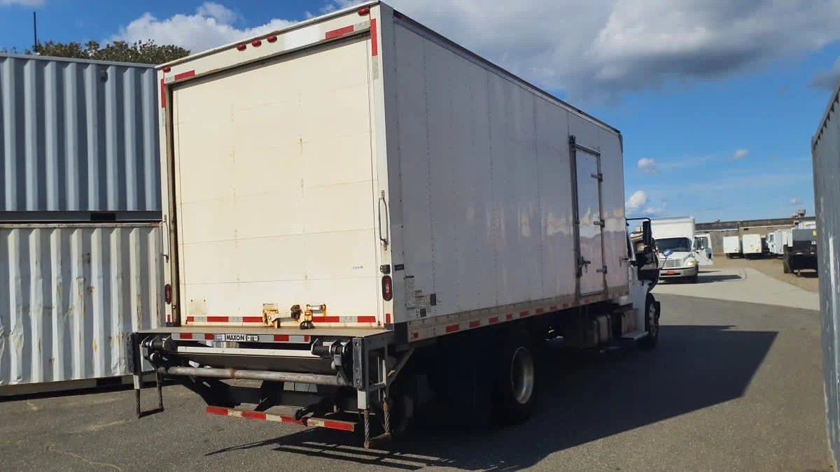 2019 Freightliner M2 106 in Springfield, MA — photo 4
