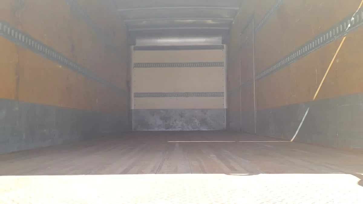 2019 Freightliner M2 106 in Springfield, MA — photo 8