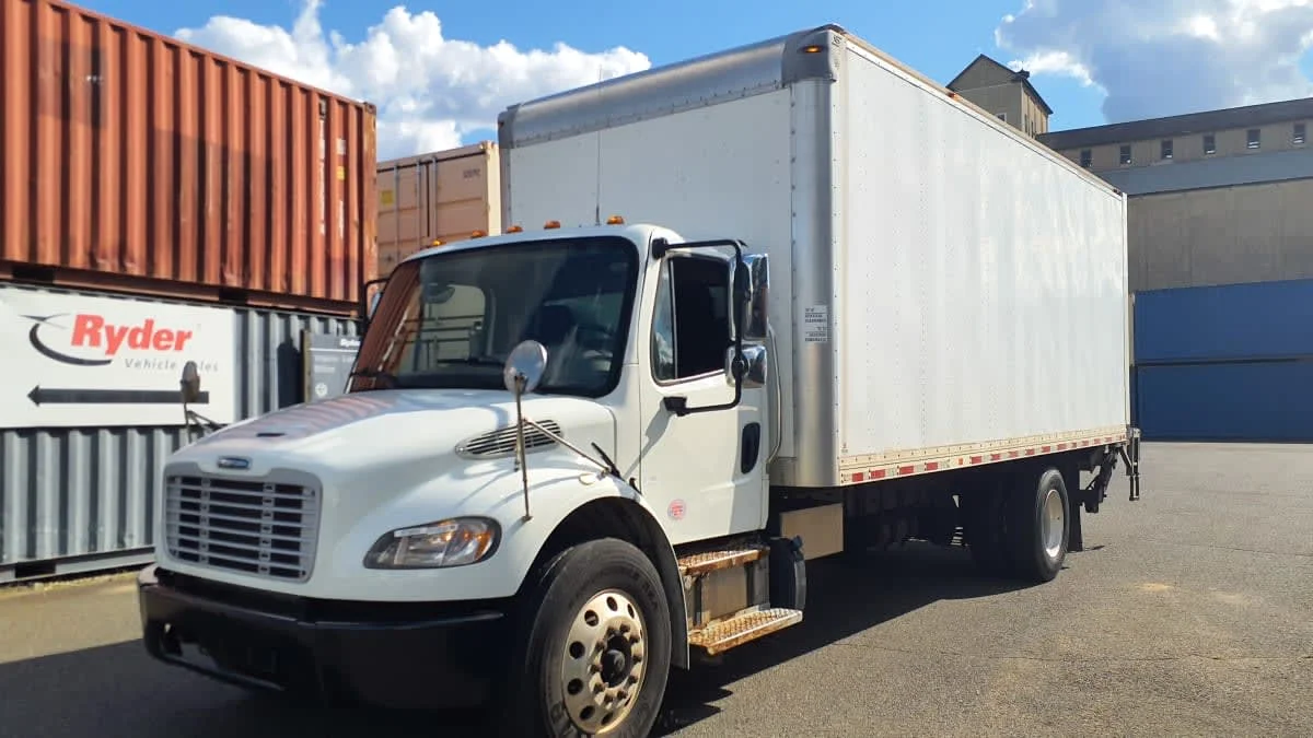 2019 Freightliner M2 106