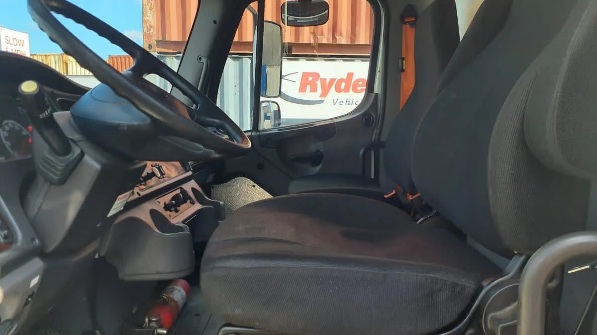 2019 Freightliner M2 106 in Springfield, MA — photo 11