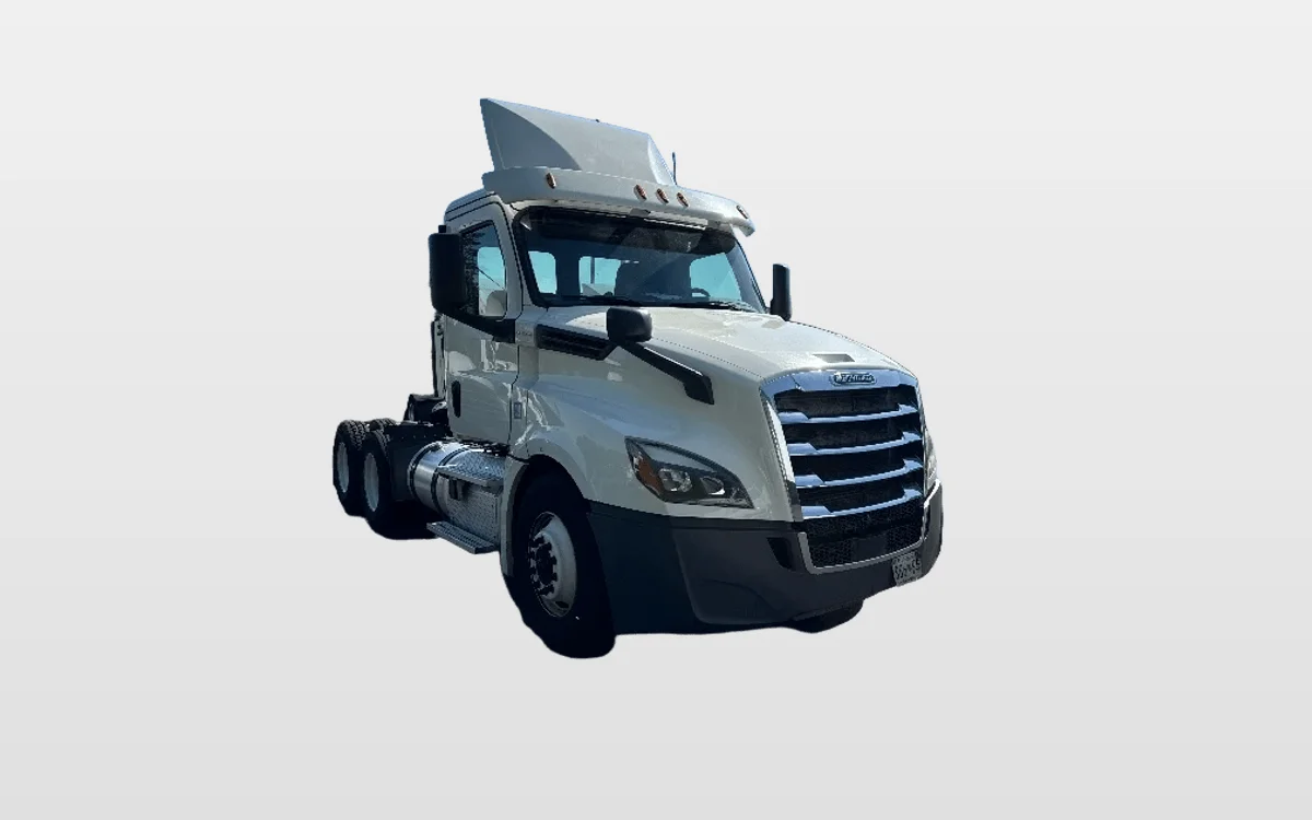 2019 Freightliner - image 1