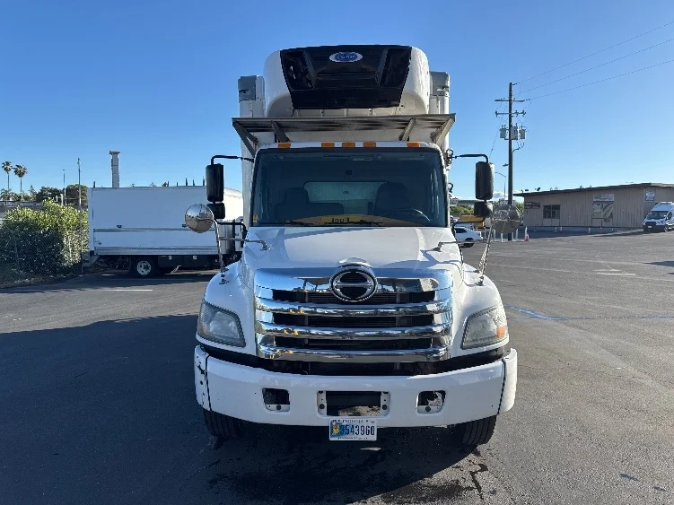 2018 Hino 268 in West Sacramento, CA — photo 2