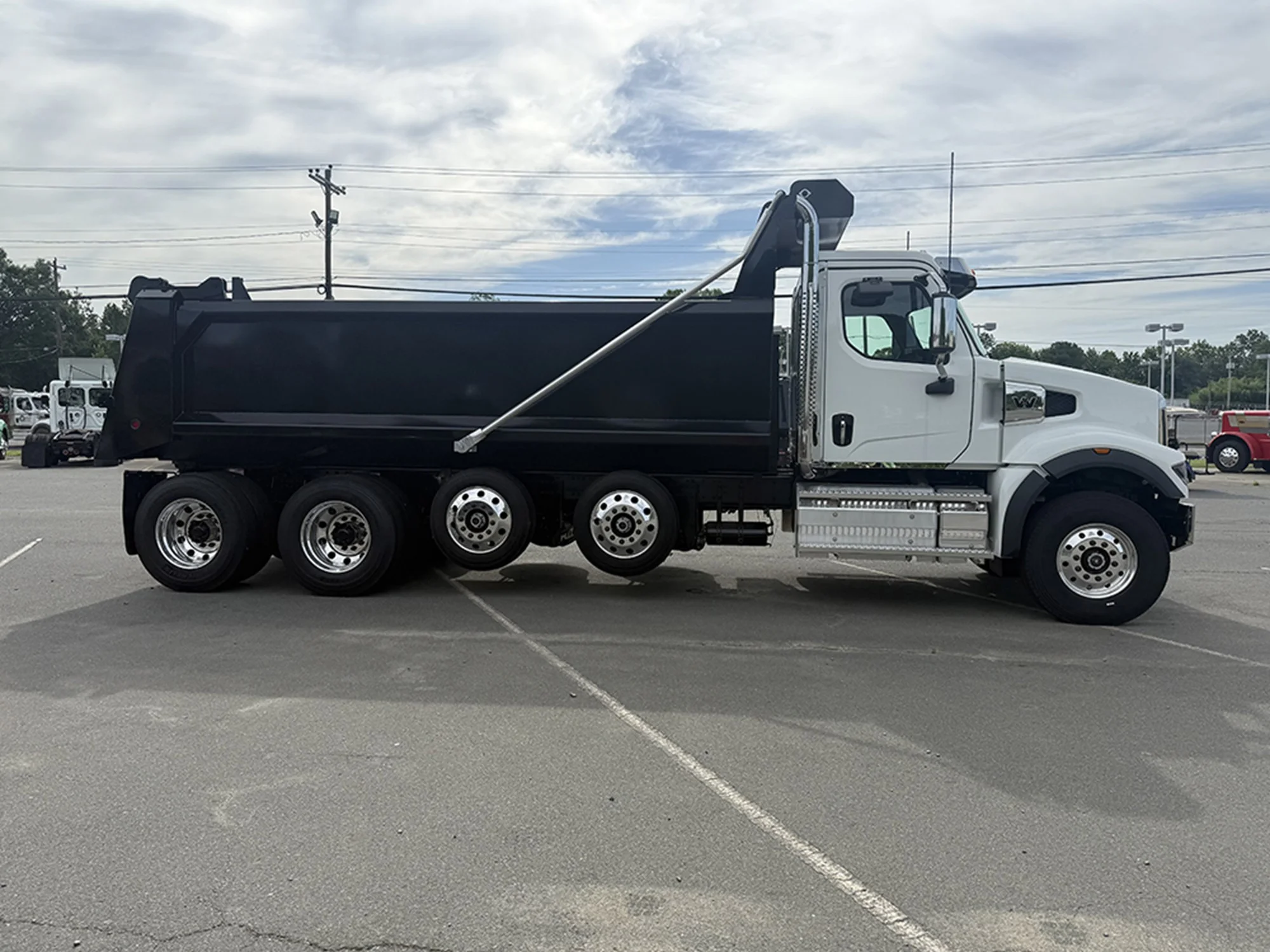 2026 Western Star 49X in Charlotte, NC — photo 3