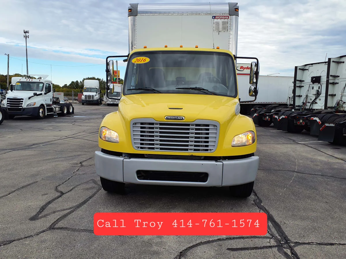 2016 Freightliner M2 106 - image 2